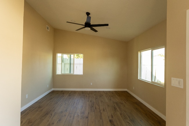 Photo - 9266 Ramona Ave Unidad B