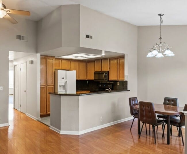 Photo - Stunning upstairs condo unit for rent in Blossom Valley