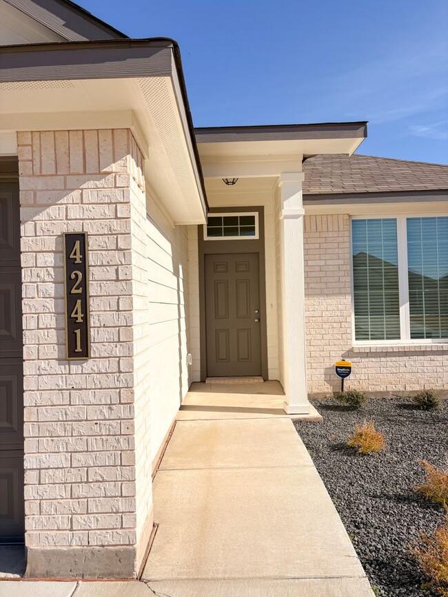 Photo - 4241 Centerfire Rd