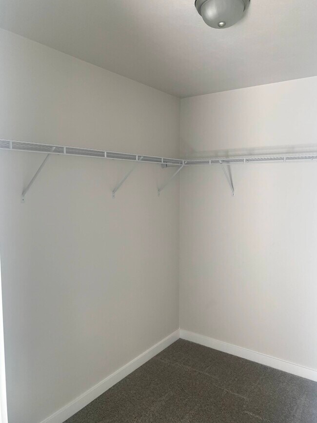 Photo - 2222 E Winger Rd