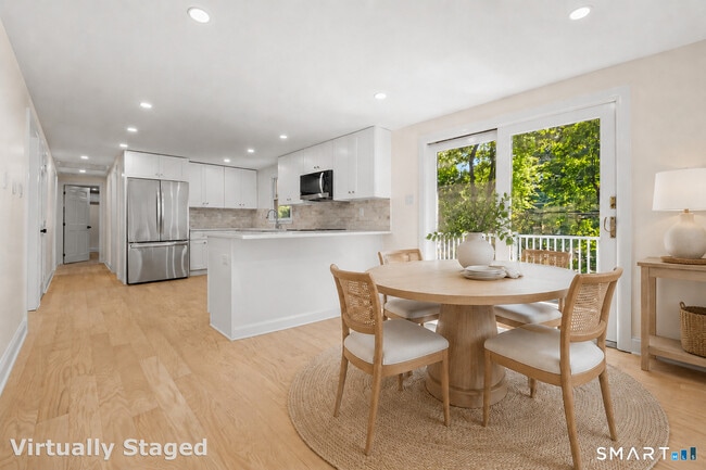 Photo - 22 Carrona Dr