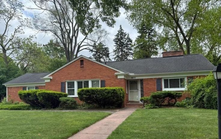 Photo - 18171 Kilbirnie Ave House