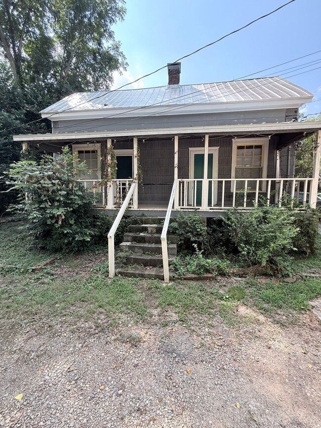 Photo - 135 Cohen St