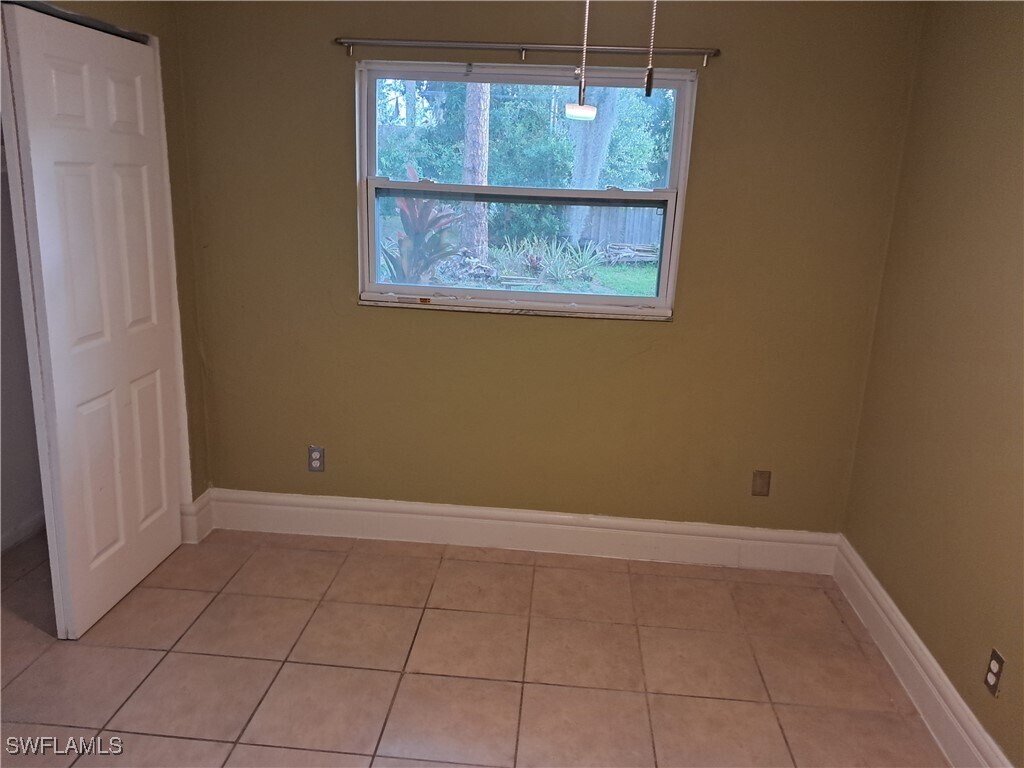 Photo - 13914 Nassau St House