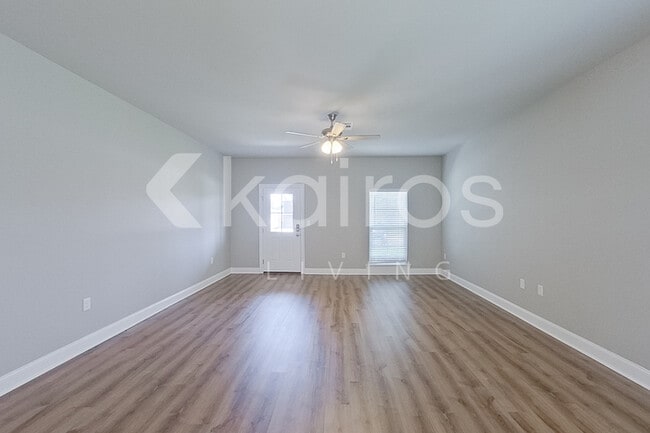 Photo - 22851 Monterey Ave