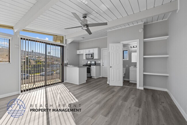 Photo - 115-125 Via Riviera & 1...