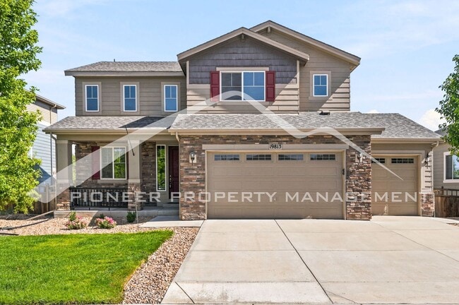 Building Photo - Spacious Home with Central AC and 3 Car Garage