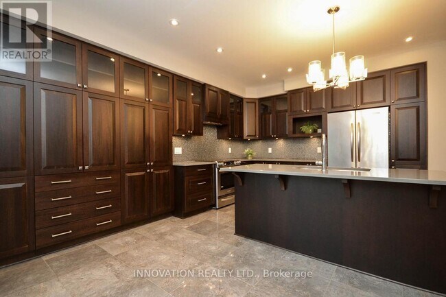 Photo - 141 Highbury Park Dr