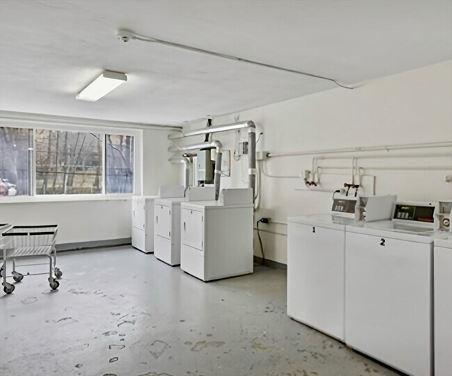 Photo - 74 Kent St Unit 35