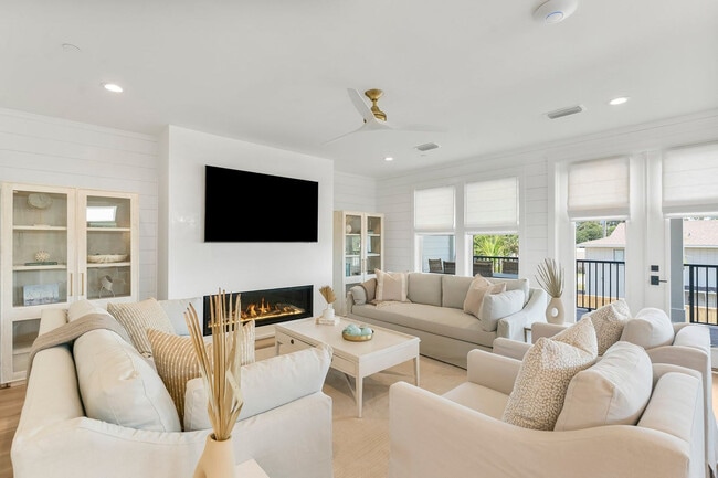 Photo - 8212 S Thomas Dr Unidad SI ID1603772P