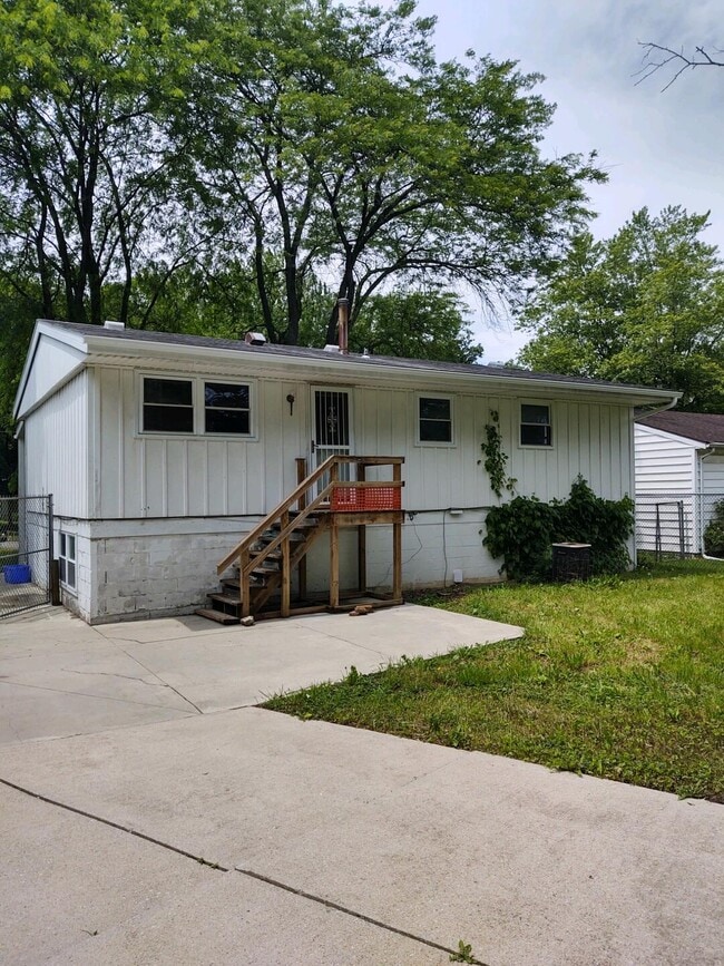 Photo - 1060 Fairwood Ave