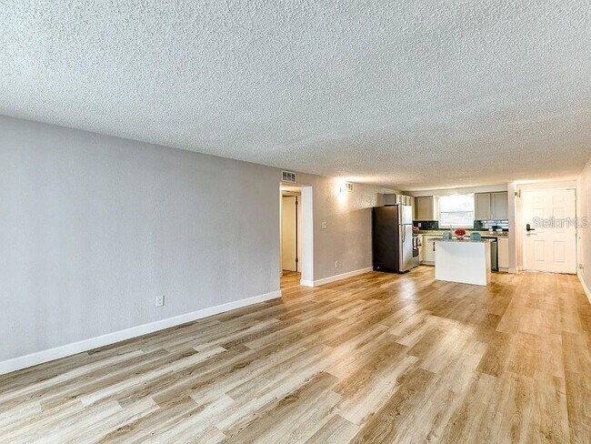 Photo - 9830 Grace Dr Unit 3
