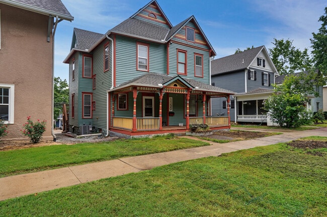 Photo - 1130 Tennessee St