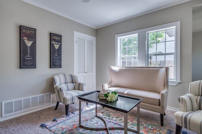 Photo - 1910 26th St Unidad Front