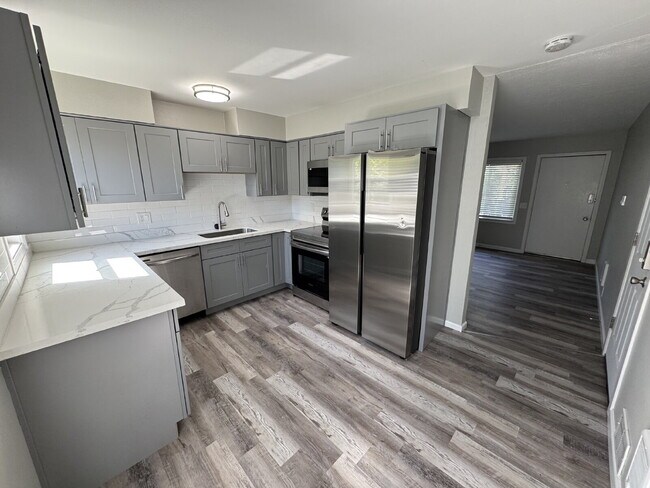 Photo - Beautifully Renovated 2 Bedroom House With...