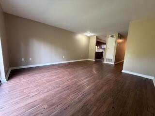 Photo - 44051 Stein Rd