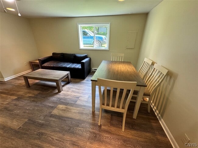 Photo - 21 S Skaneateles St