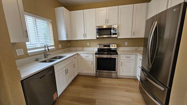 Photo - Spacious well maintained 3 bedroom home