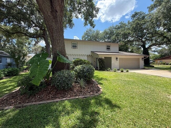 Photo - Beautiful Port Orange 4 Bed 2.5 Bath Serene Home Available IMMEDIATELY!