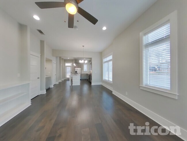 Photo - 6813 Charlotte Pike