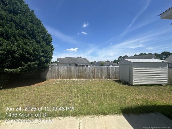 Photo - 1456 Avoncroft Dr