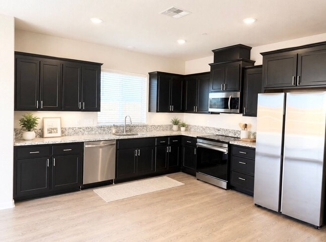 Photo - 3941 Slab St