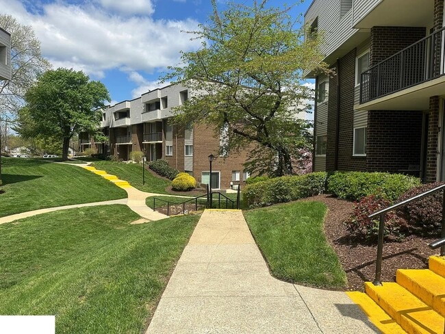 Photo - 10246 Prince Pl Unit 10246-207