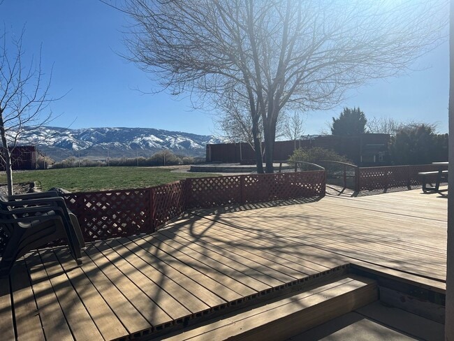 Photo - Stunning Northwest Reno Home with Mountain...