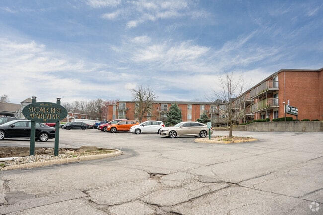 Stonecrest Apartments