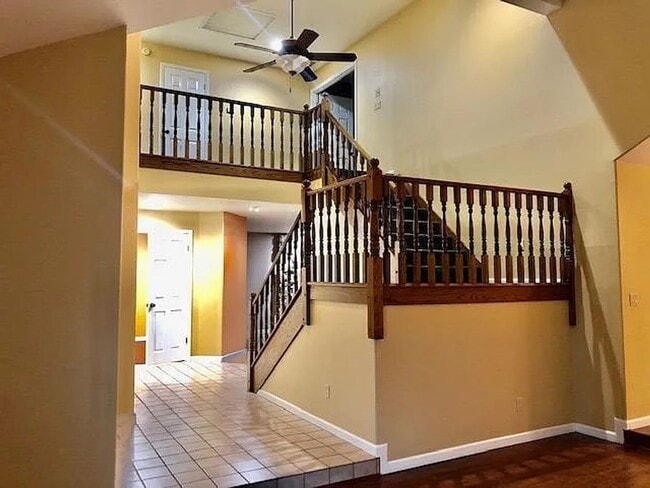 Photo - Large 4 Bed 3 Bath home for rent in Lakeshore - Lodi