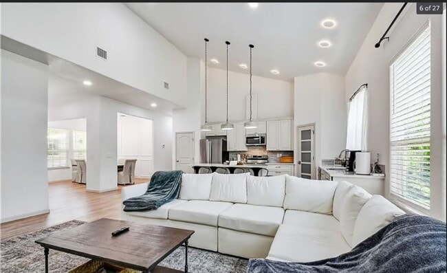 Photo - 210 Cottage St