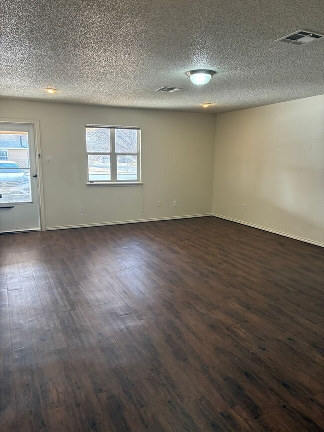 Photo - 3807 Utica Ave Unit A