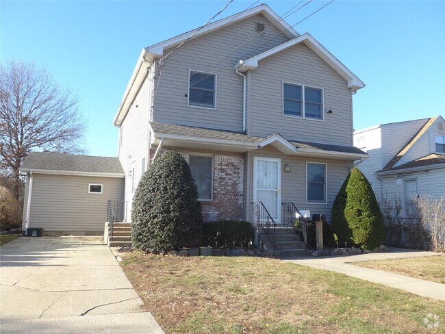 Building Photo - 113 Rockaway Ave Rental