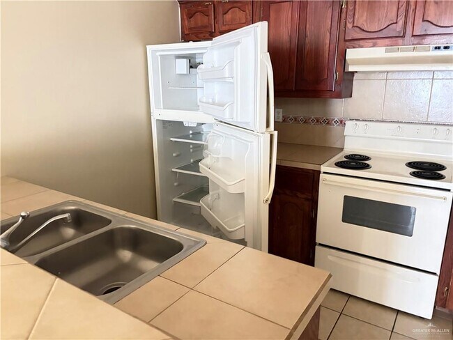 1416 W Prosperity Dr Unit 1