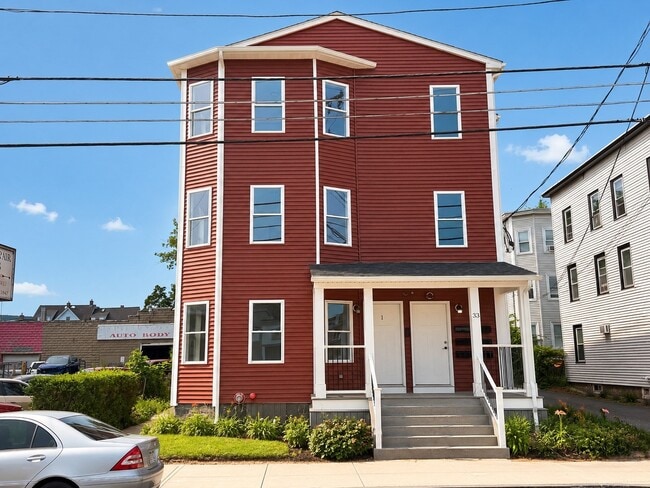 33 Pleasant St Unidad 3