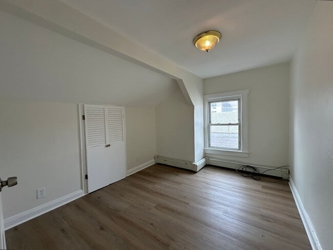 Photo - 300 Redmond St Unidad Apt 3