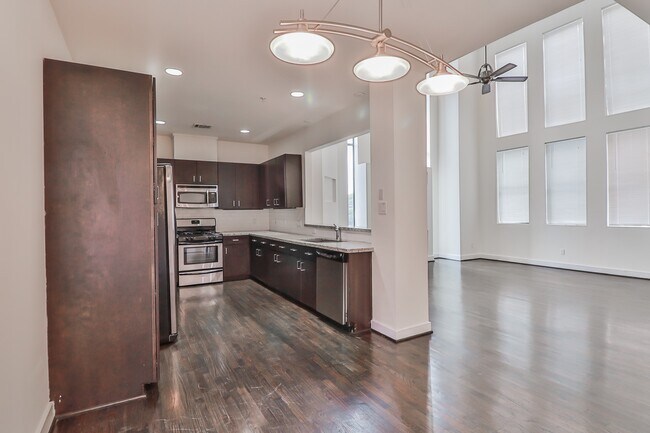 Photo - 4403 Austin St