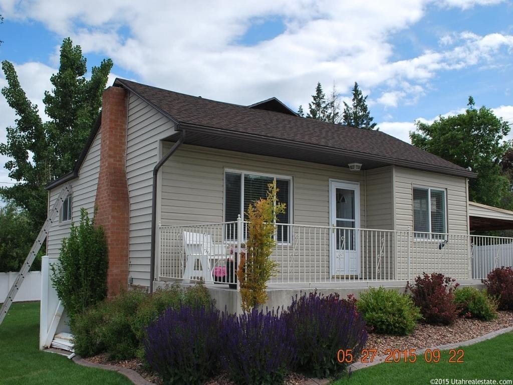 Photo - 360 W 400 S House