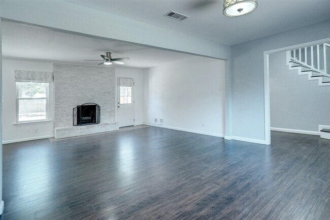 Photo - 1104 Shady Pine Ct