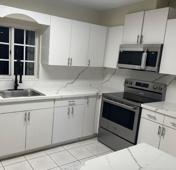 Photo - 7640 NW 182nd Terrace