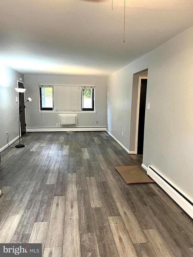 Photo - 1 Lawrence Rd Unit B1B