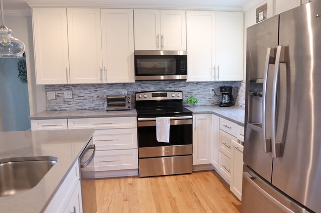 Photo - 2421 Covina Way S-Mortgage Unidad Shady Side