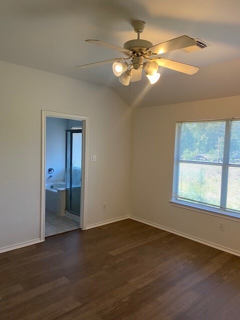 Photo - 2926 Loganberry Park Ln