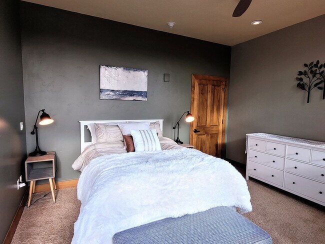 Photo - Franklin Crossing Building Condominium Unit 550 NW Franklin