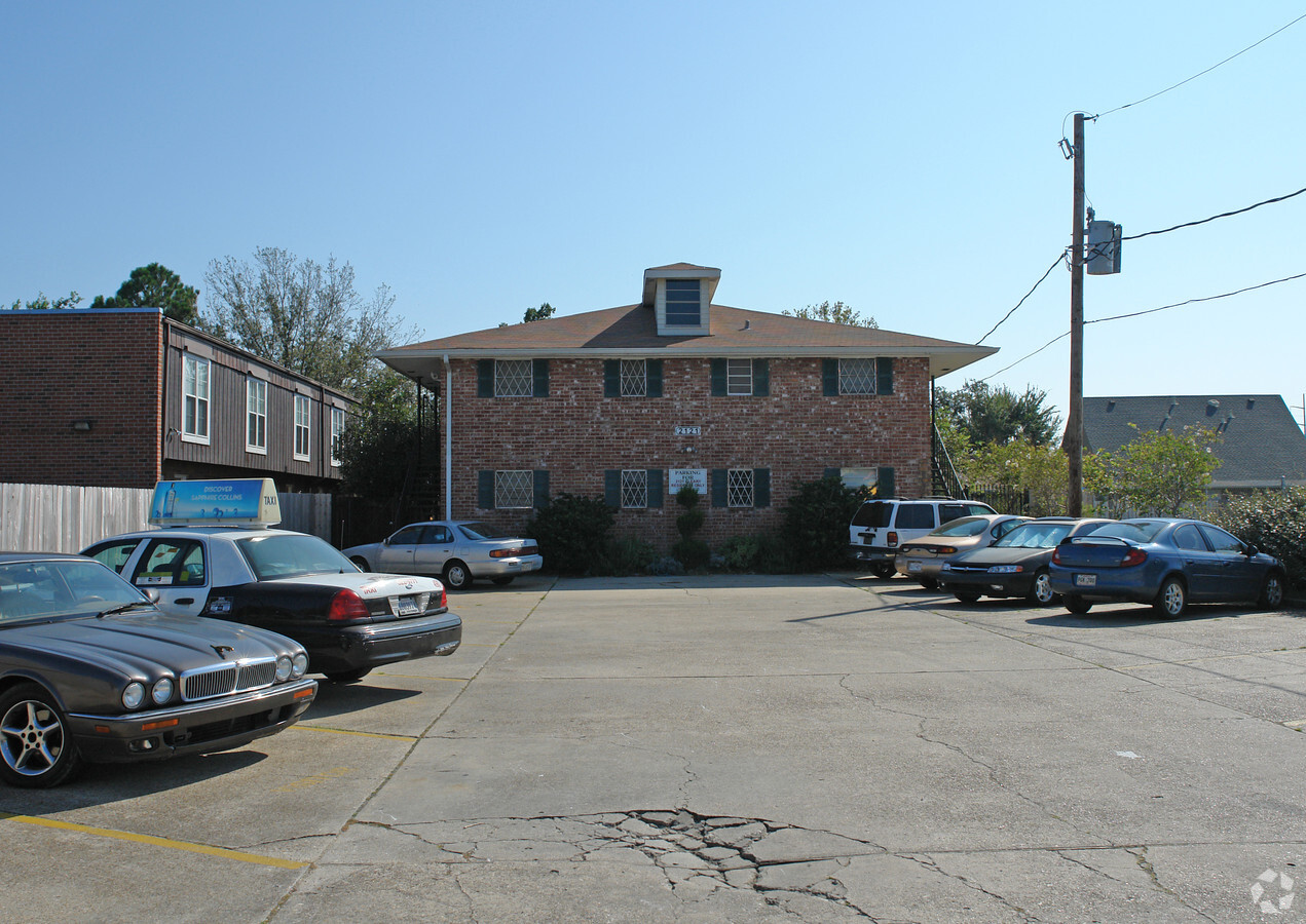Photo - 2121 Cleary Ave Apartments