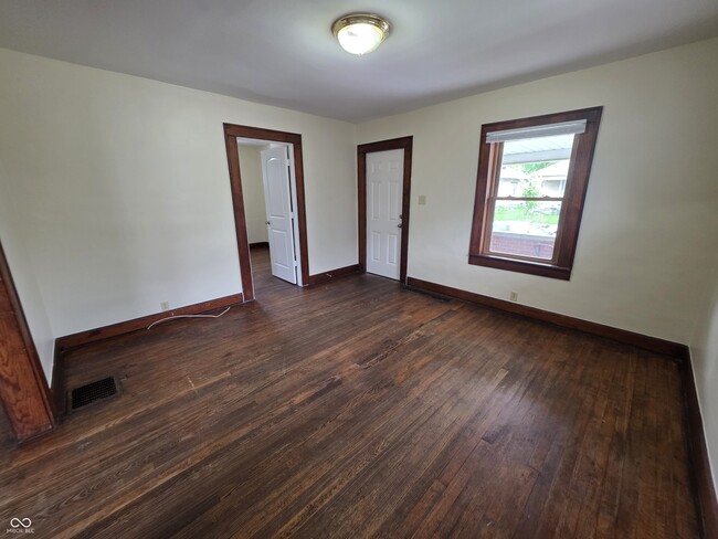 Photo - 1534 Dawson St