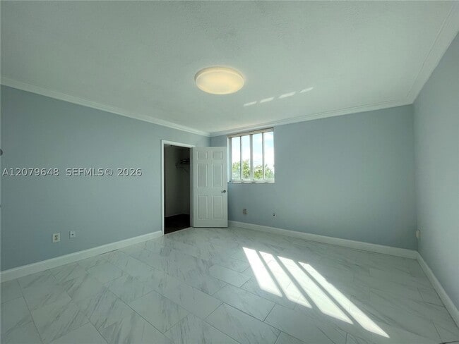 8888 Collins Ave Unit 308