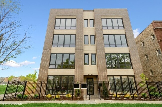 Photo - 6242 S Greenwood Ave Rental