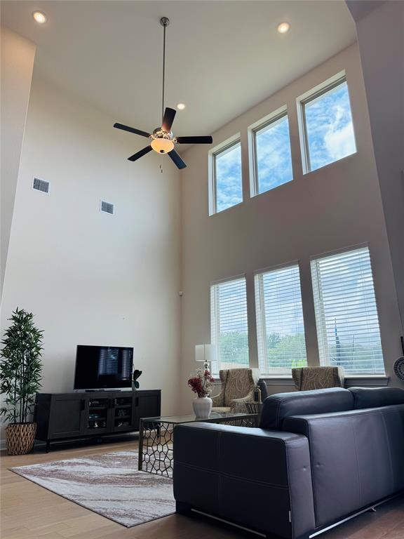 Building Photo - 1513 Harrongton Wy