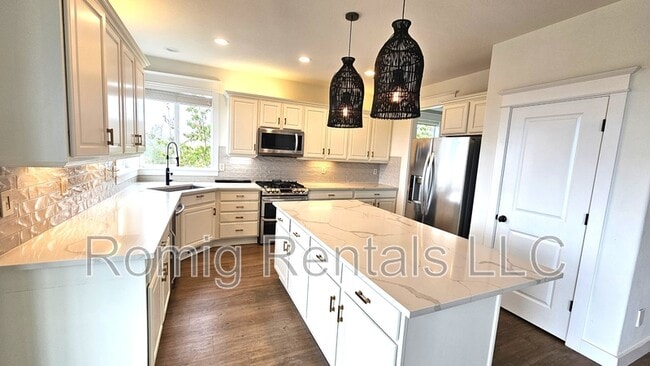 Photo - 2726 NE 159th Cir